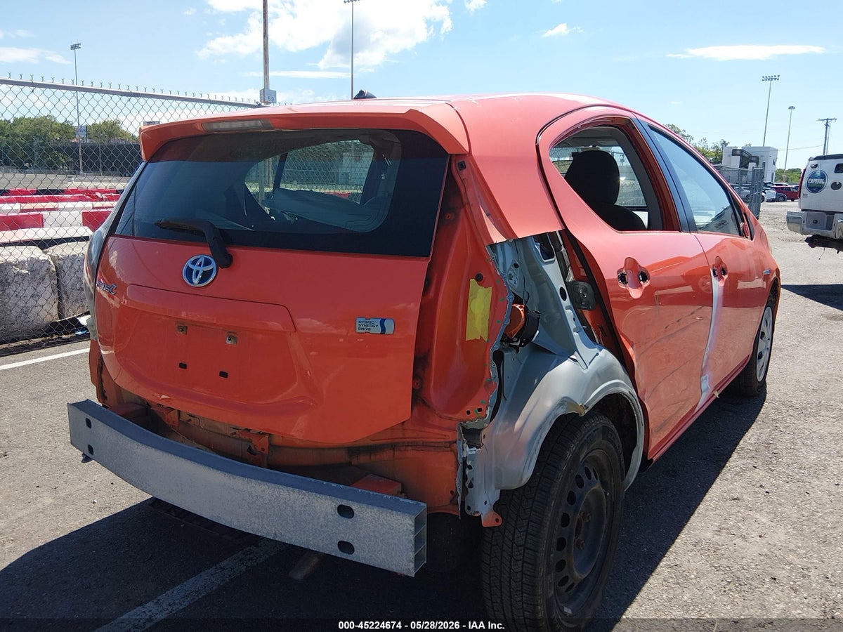 2014 TOYOTA PRIUS C TWO — снимка 4