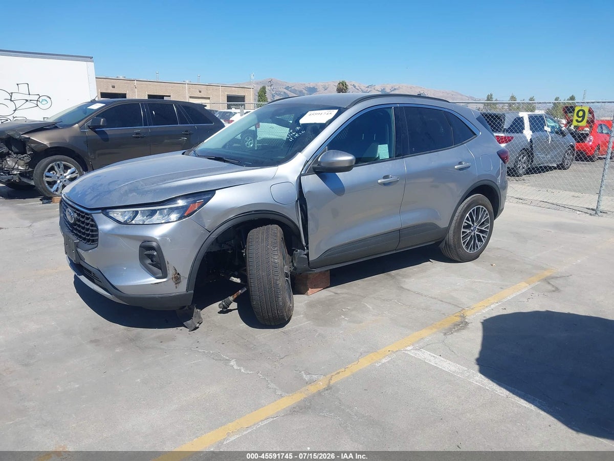 2023 FORD ESCAPE PHEV — снимка 2