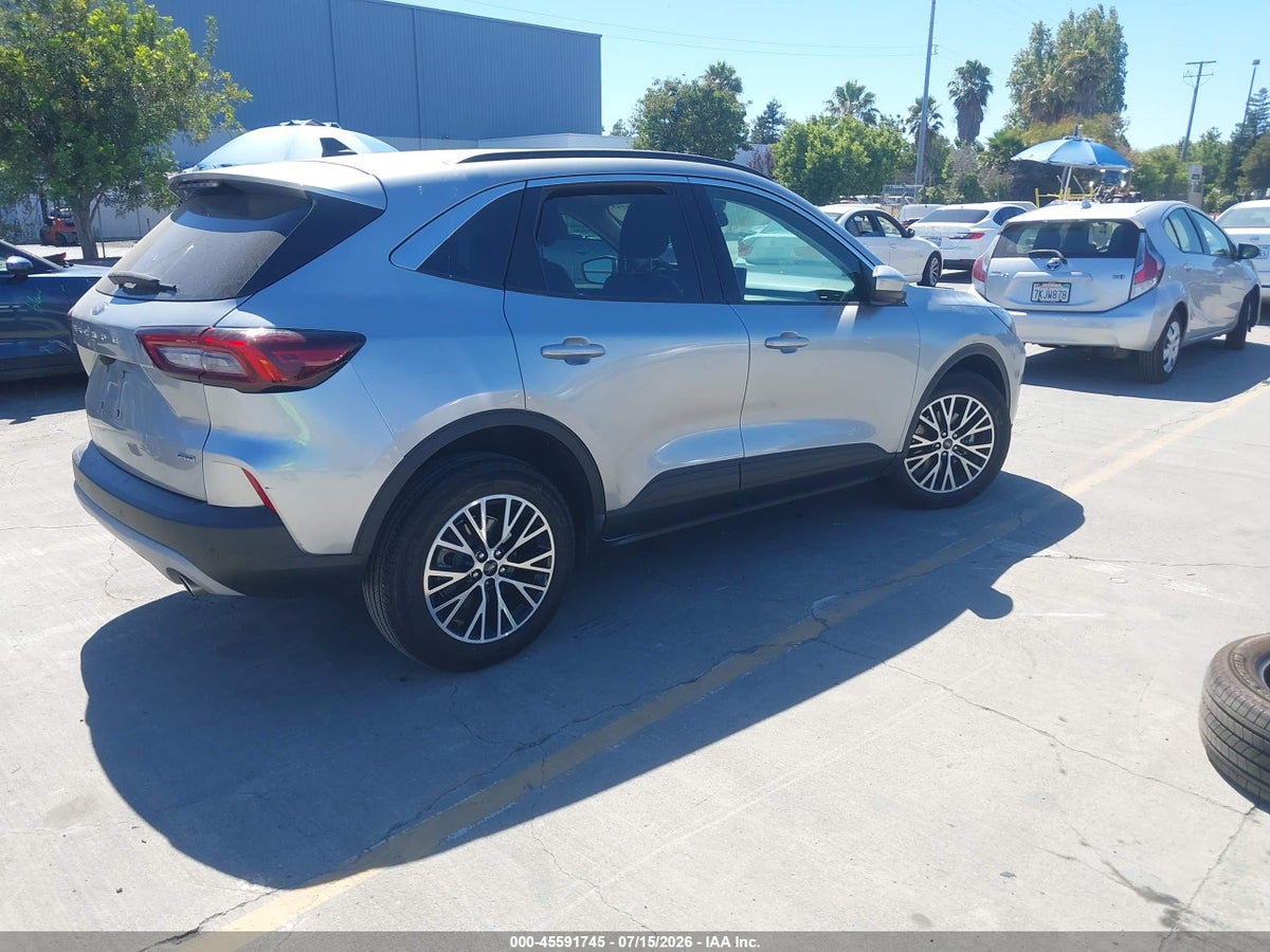 2023 FORD ESCAPE PHEV — снимка 4