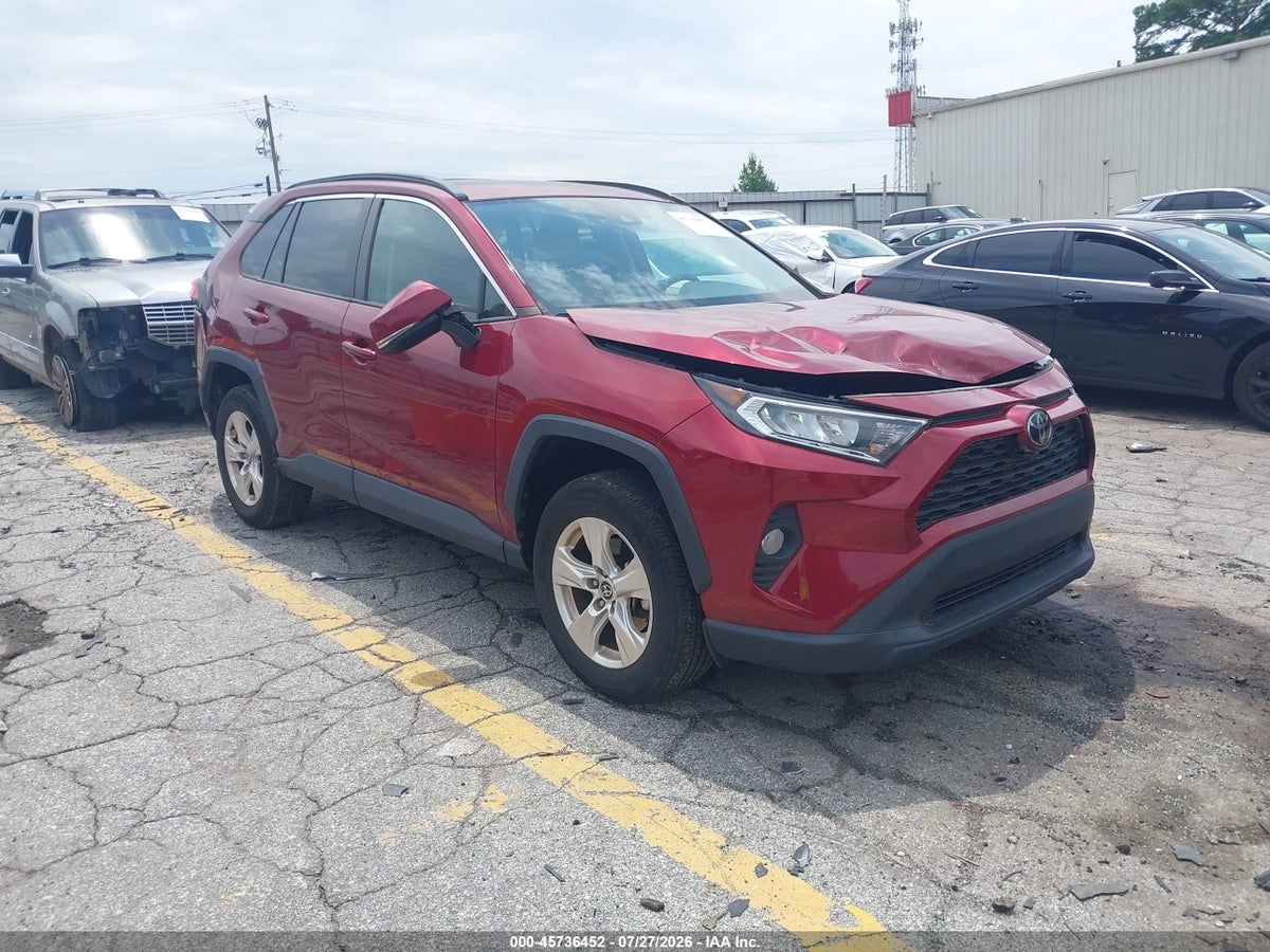 2021 TOYOTA RAV4 XLE