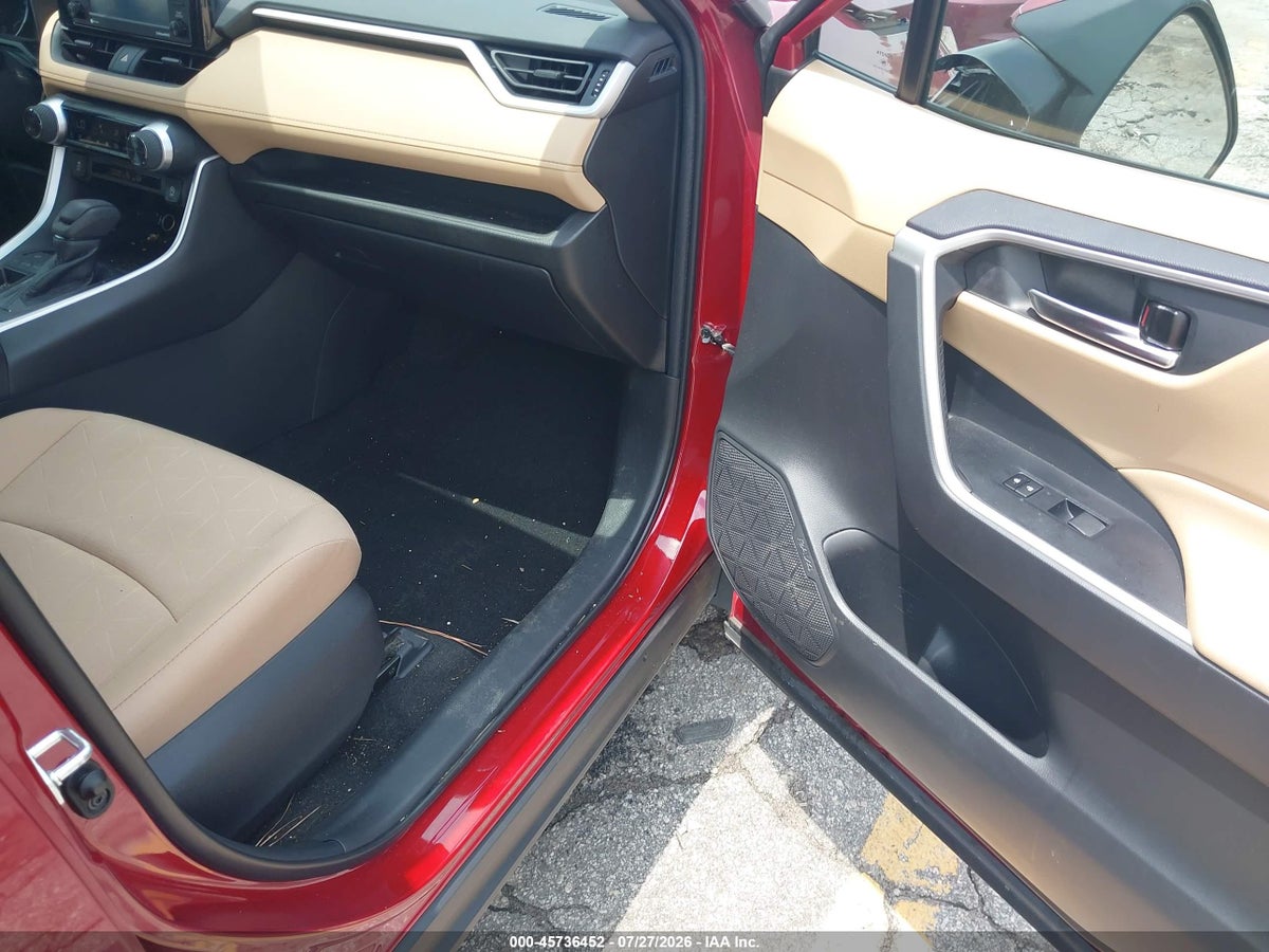 2021 TOYOTA RAV4 XLE — снимка 5
