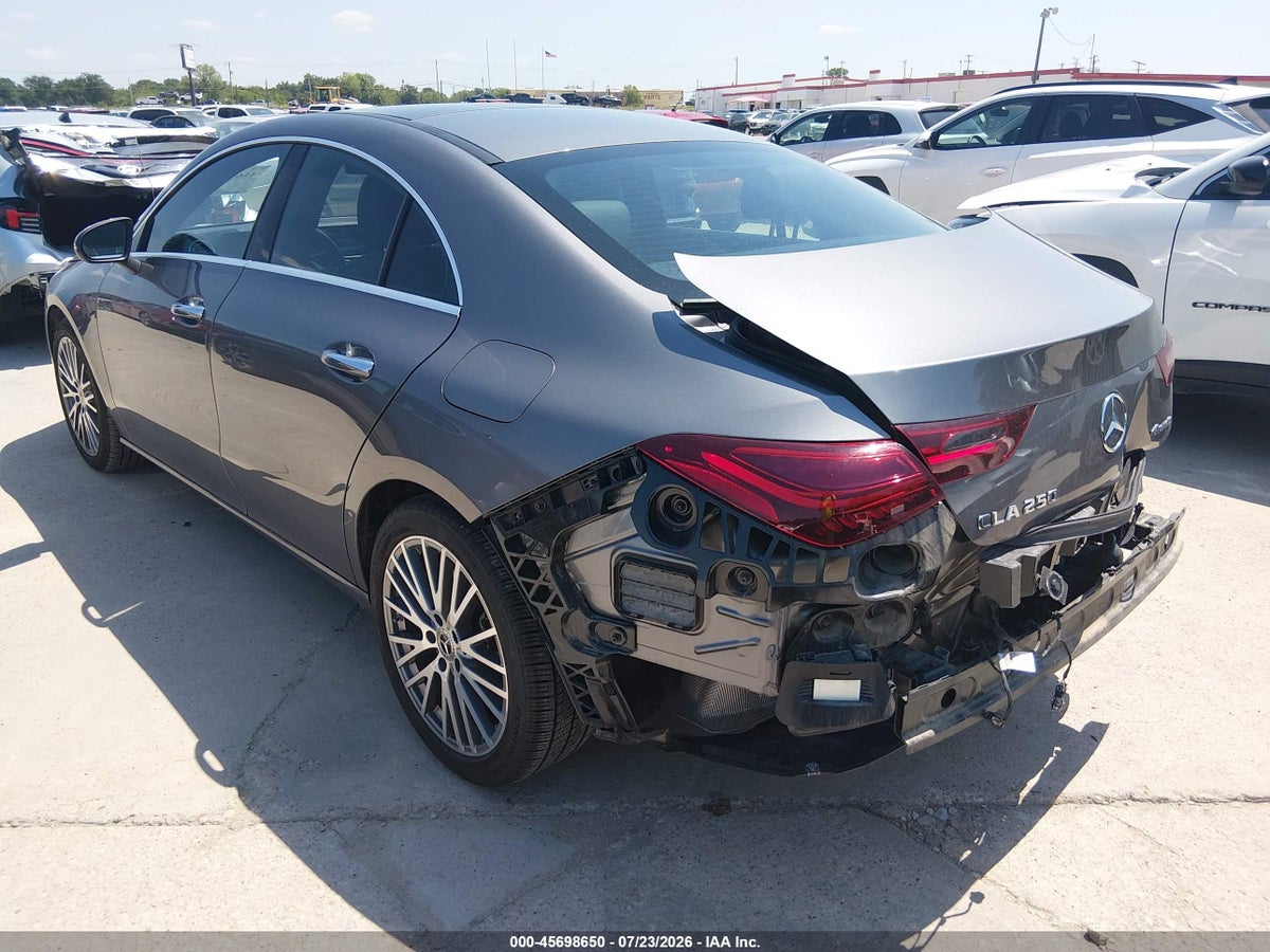 2025 MERCEDES-BENZ CLA 250 COUPE 4MATIC — снимка 3