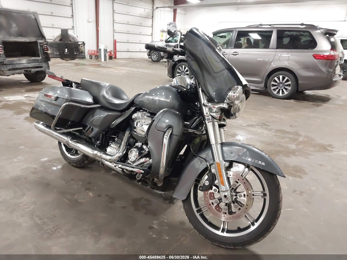 2021 HARLEY-DAVIDSON FLHTK