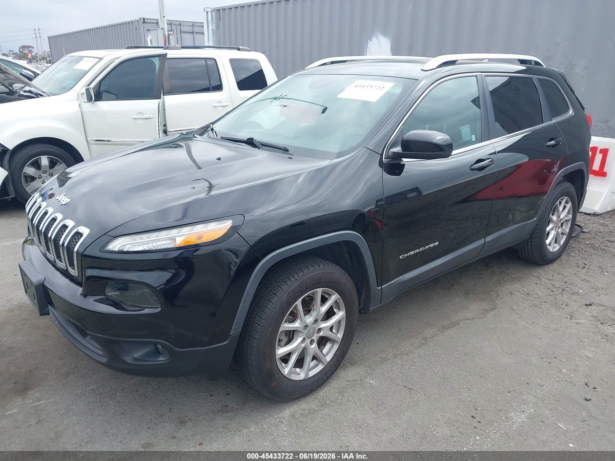 2017 JEEP CHEROKEE LATITUDE 4X4 — снимка 2