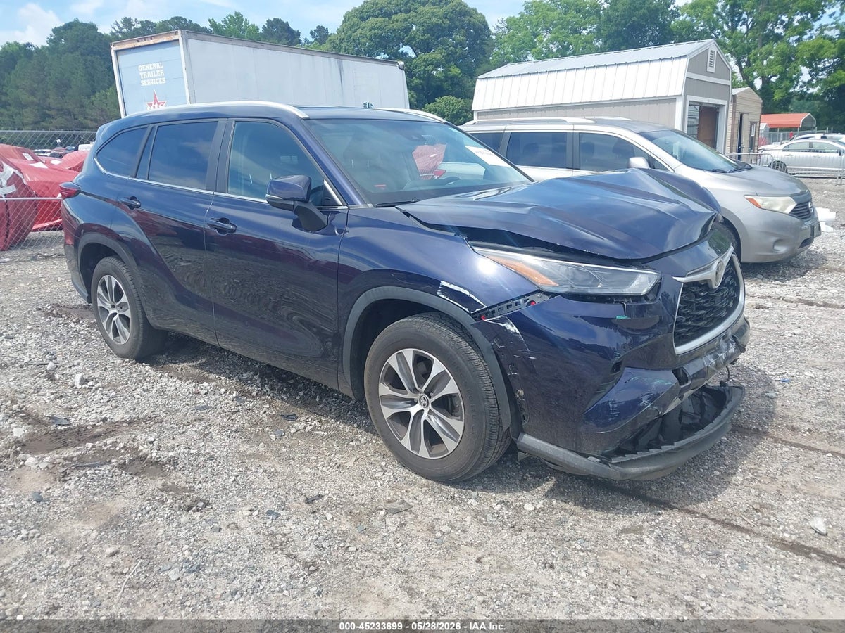 2023 TOYOTA HIGHLANDER XLE
