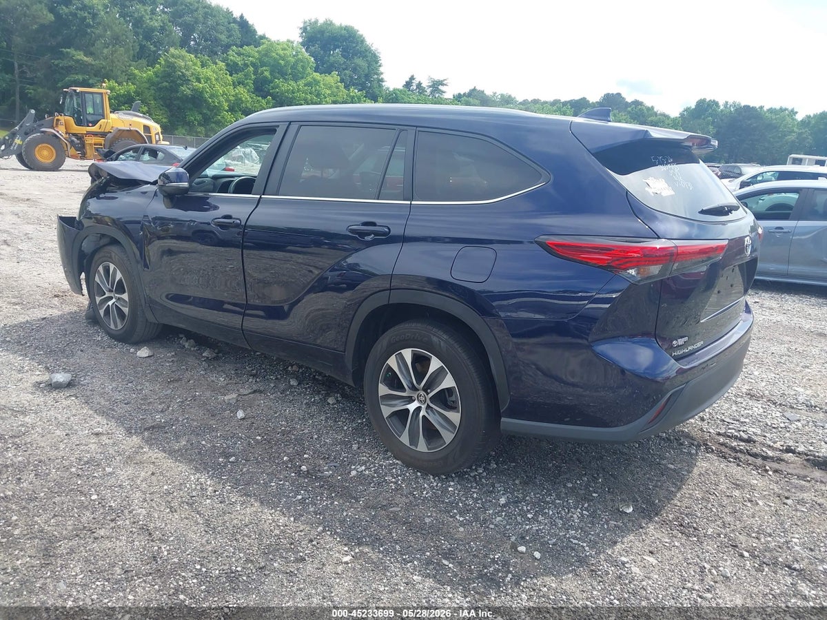 2023 TOYOTA HIGHLANDER XLE — снимка 3