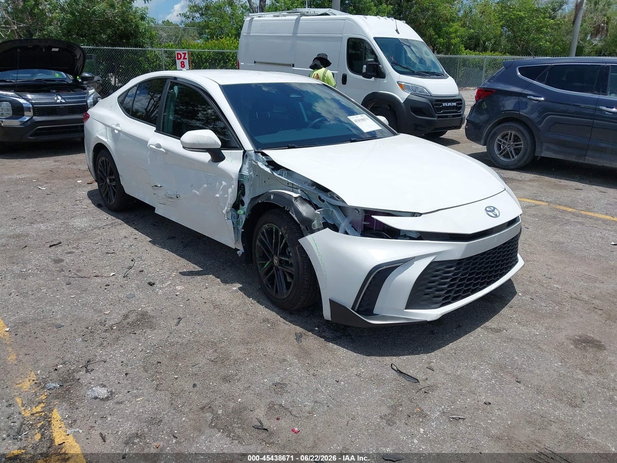 2026 TOYOTA CAMRY SE