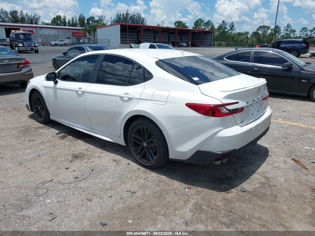 2026 TOYOTA CAMRY SE — снимка 3