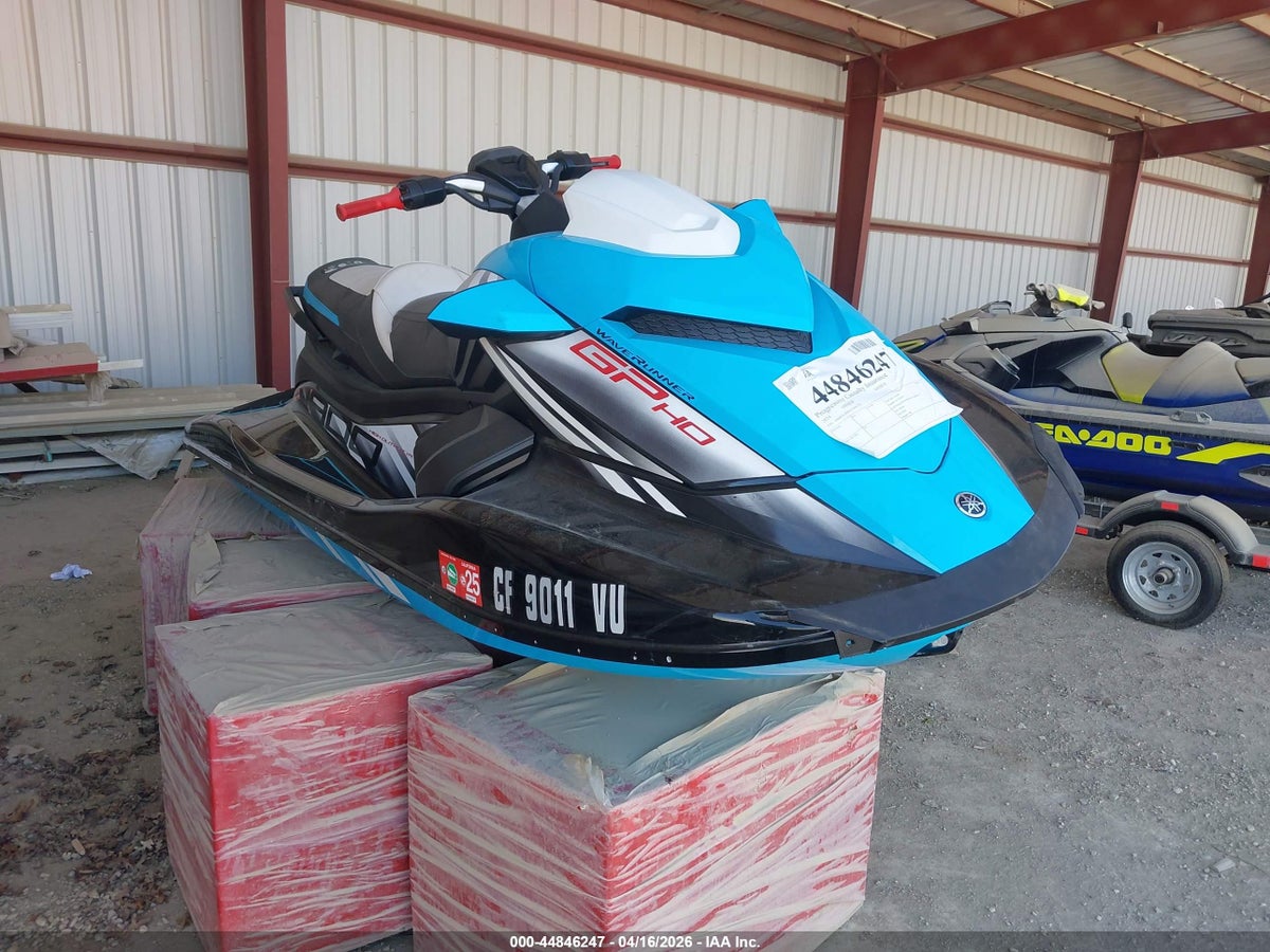2024 YAMAHA WAVERUNNER