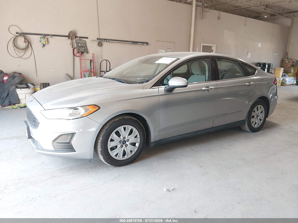 2020 FORD FUSION S — снимка 2
