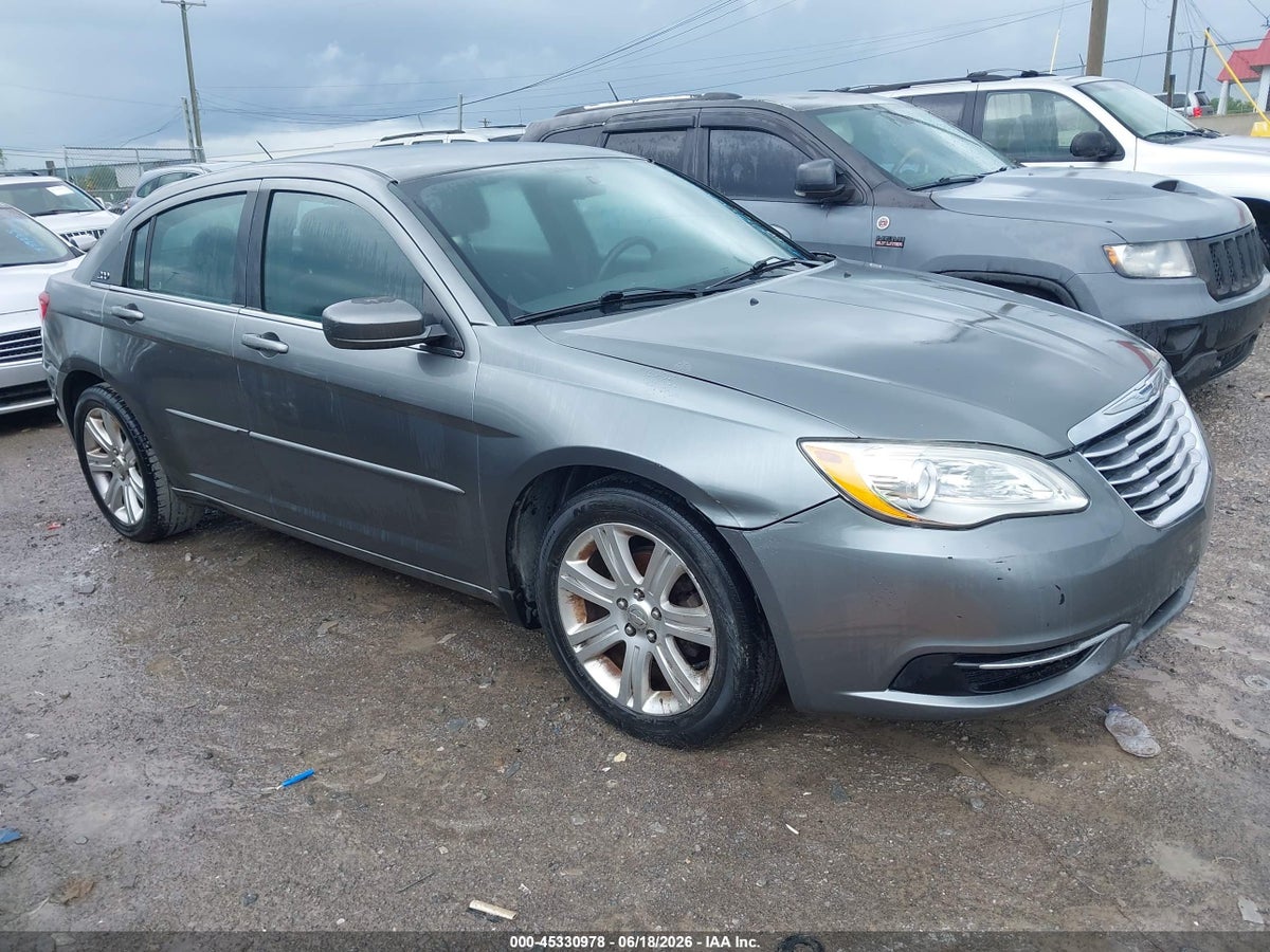 2013 CHRYSLER 200 TOURING