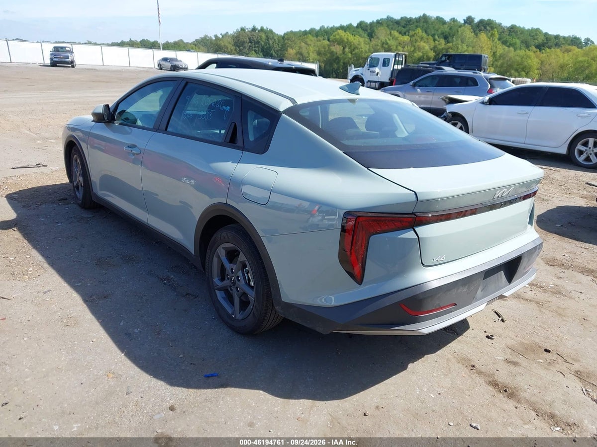 2026 KIA K4 LXS — photo 3