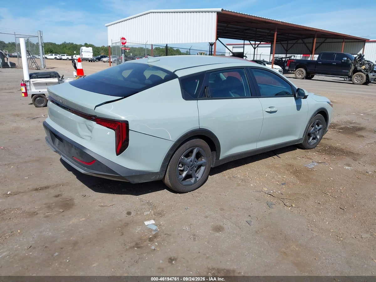 2026 KIA K4 LXS — photo 4