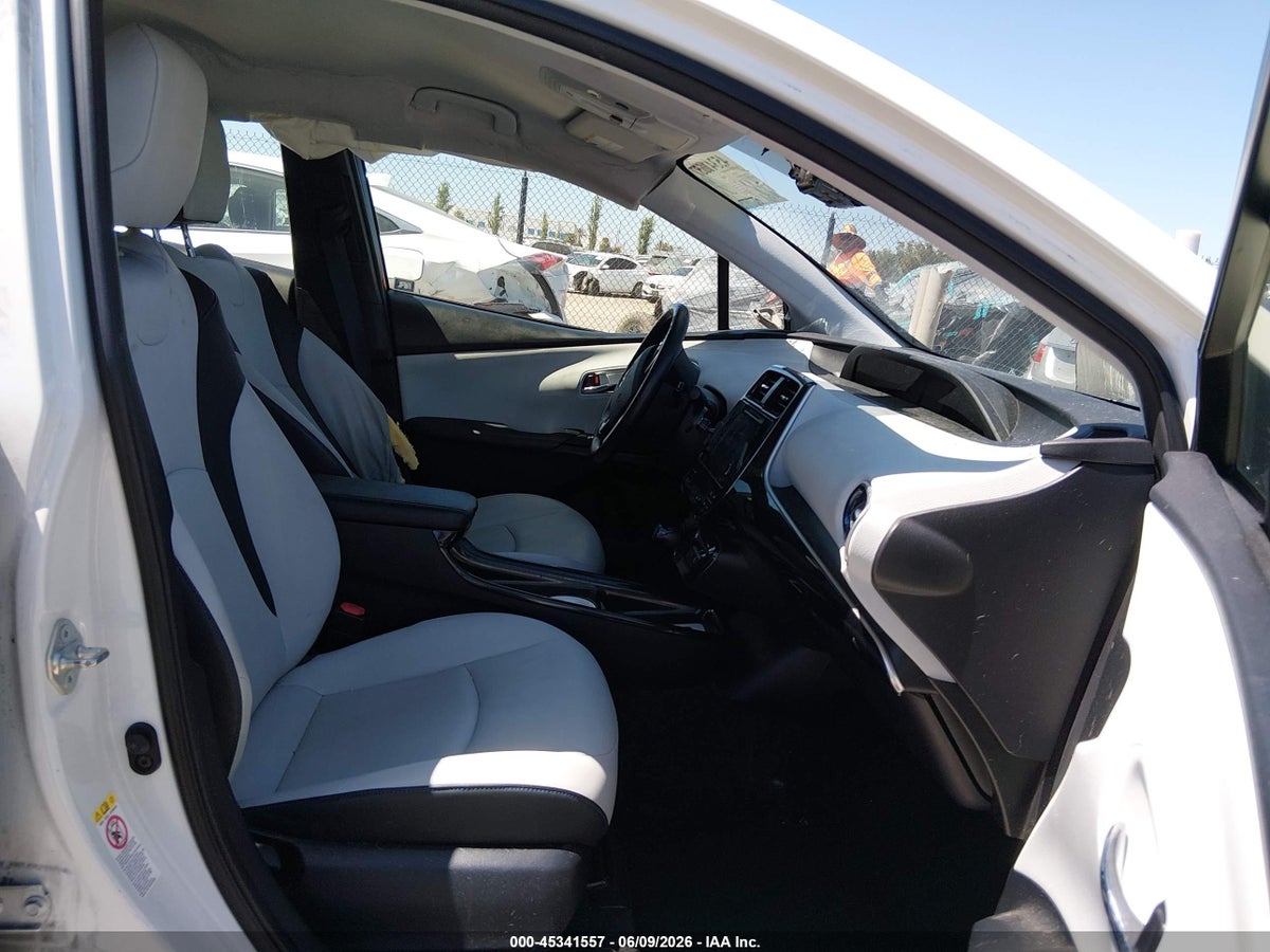 2017 TOYOTA PRIUS THREE TOURING — снимка 5