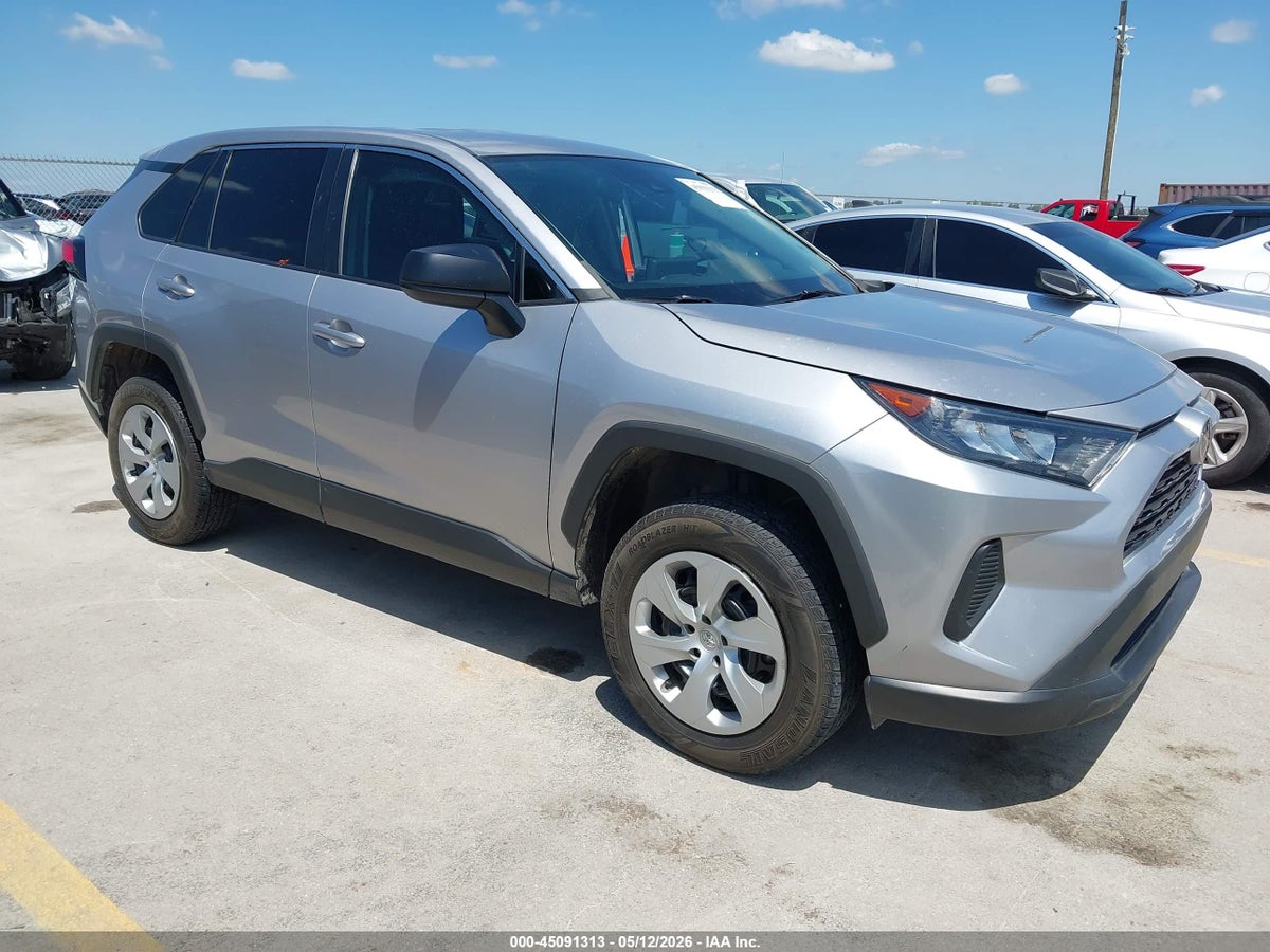 2022 TOYOTA RAV4 LE