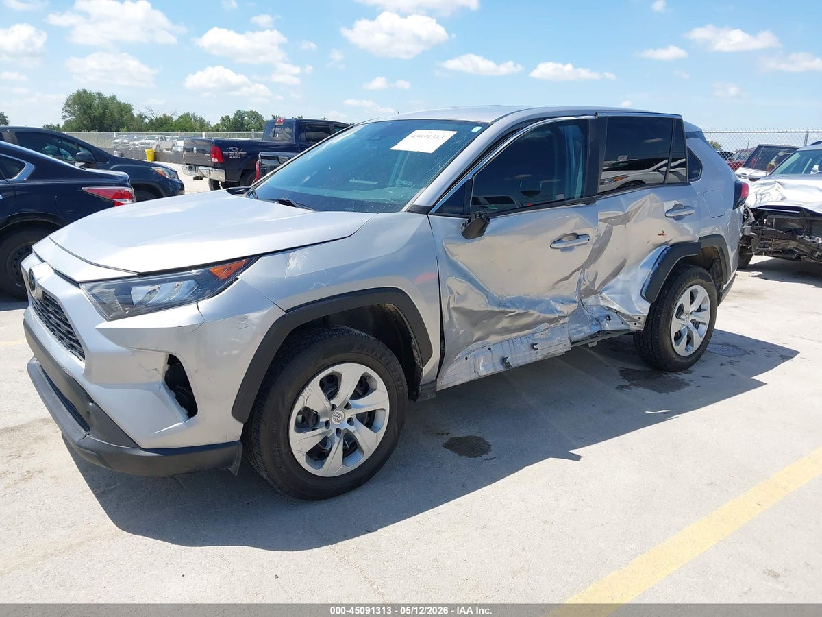 2022 TOYOTA RAV4 LE — снимка 2