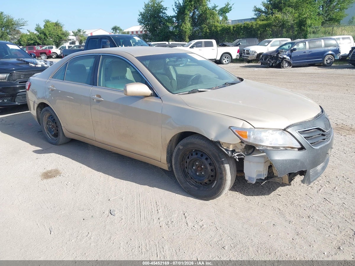 2010 TOYOTA CAMRY LE
