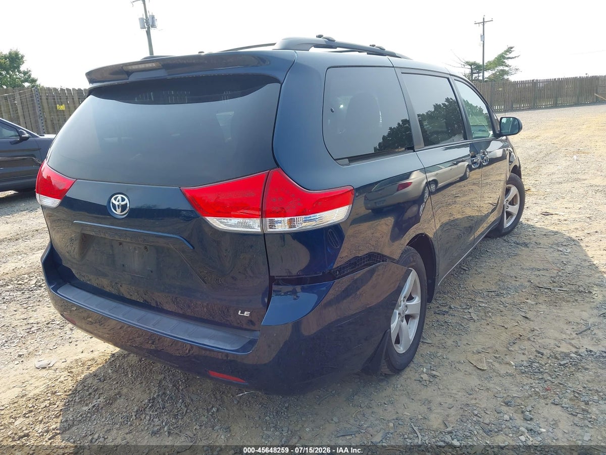 2012 TOYOTA SIENNA LE V6 8 PASSENGER — снимка 4