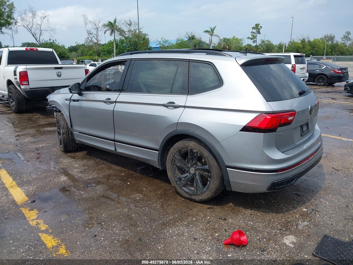 2023 VOLKSWAGEN TIGUAN 2.0T SE R-LINE BLACK — снимка 3
