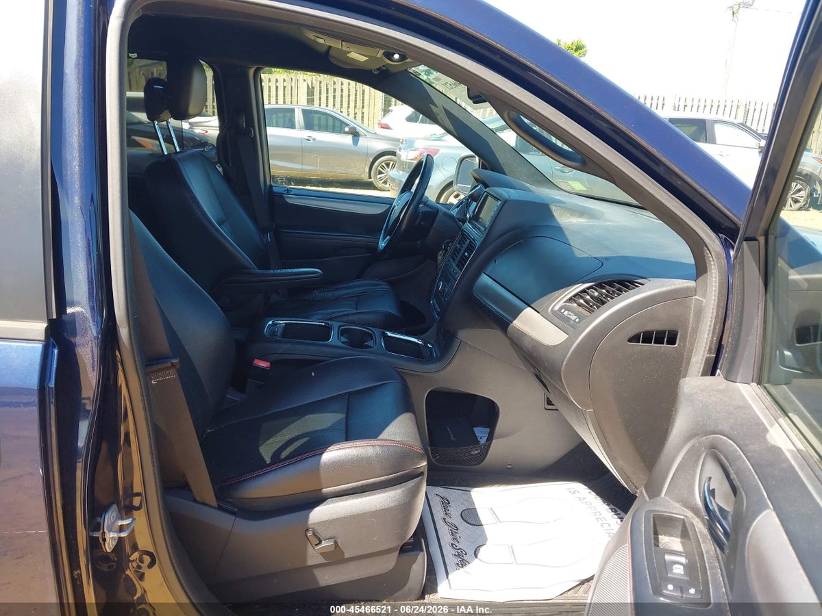 2015 DODGE GRAND CARAVAN R/T — снимка 5