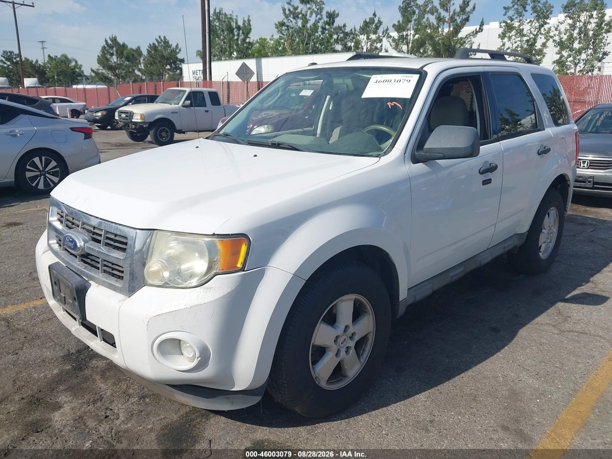 2011 FORD ESCAPE XLT — снимка 2
