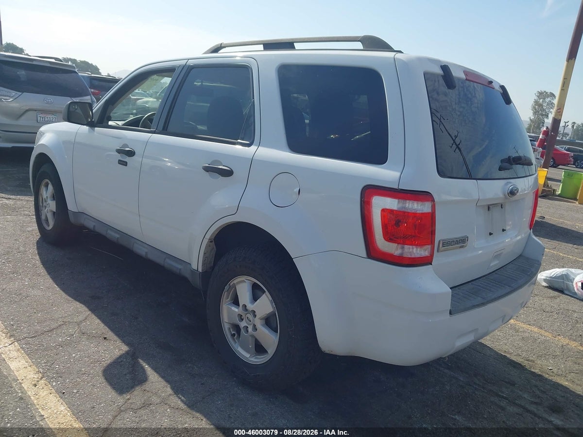 2011 FORD ESCAPE XLT — снимка 3