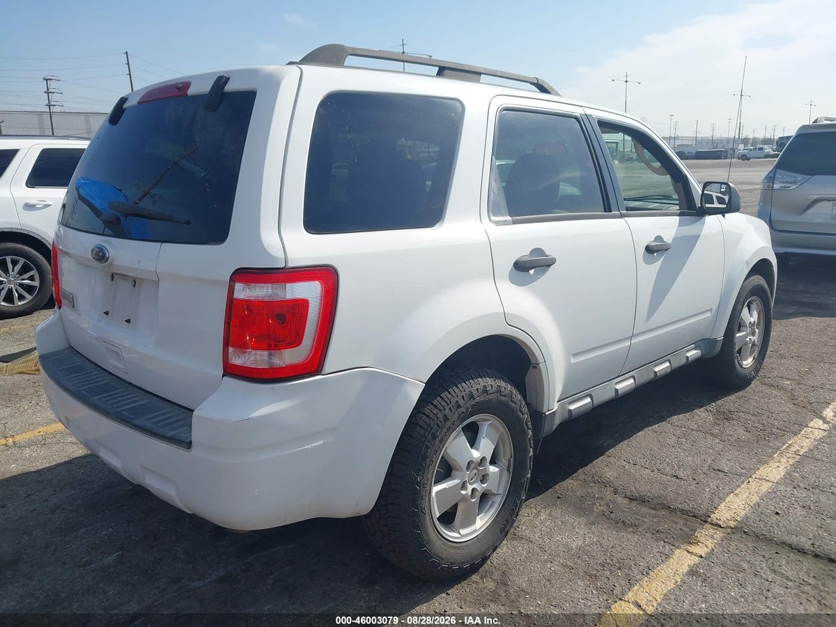 2011 FORD ESCAPE XLT — снимка 4