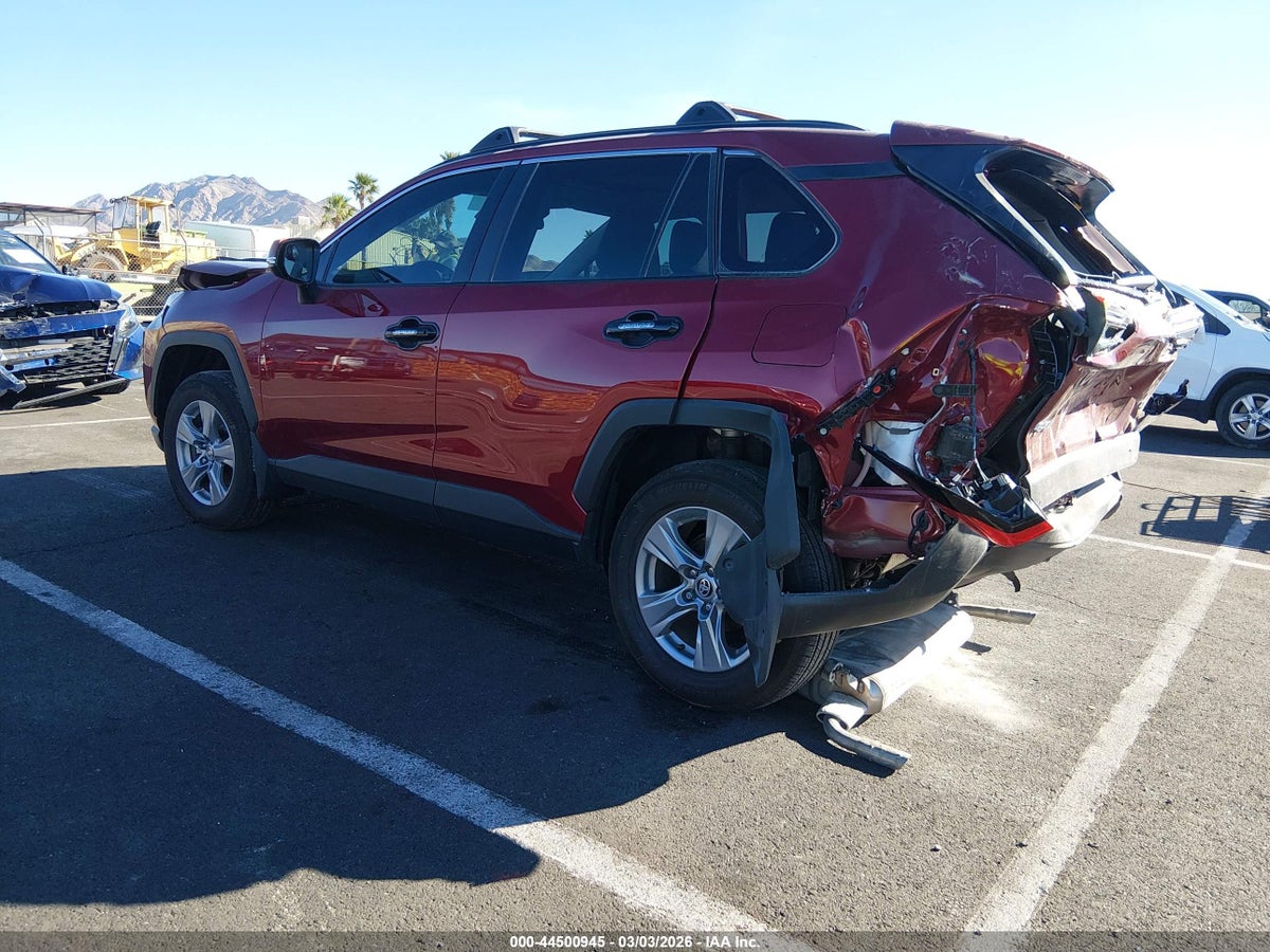 2024 TOYOTA RAV4 XLE — снимка 3