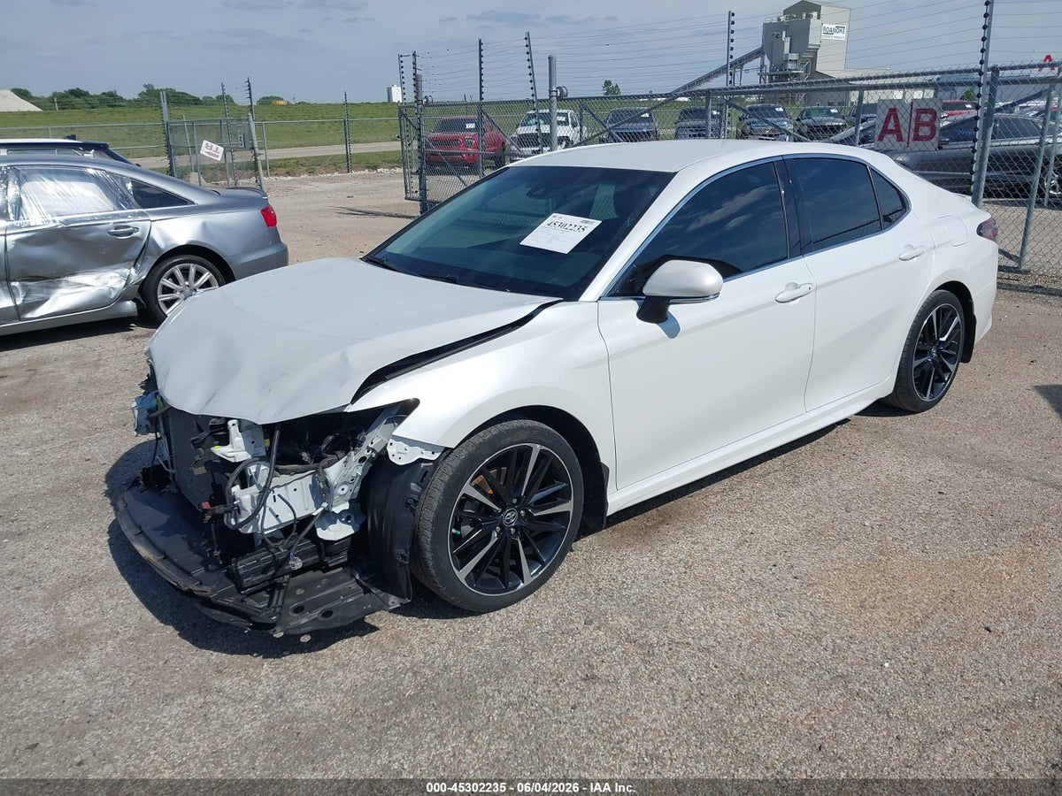 2018 TOYOTA CAMRY XSE — снимка 2