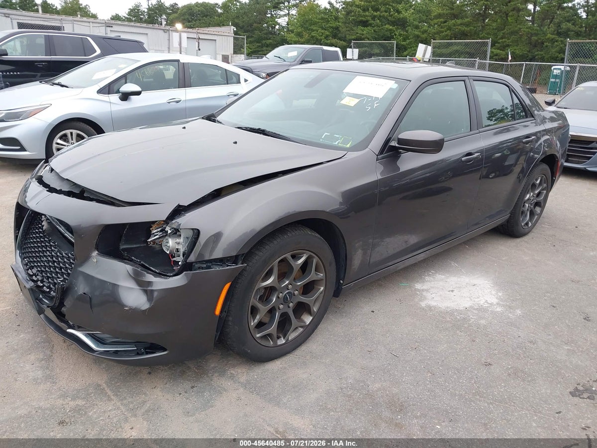 2015 CHRYSLER 300 300S — снимка 2