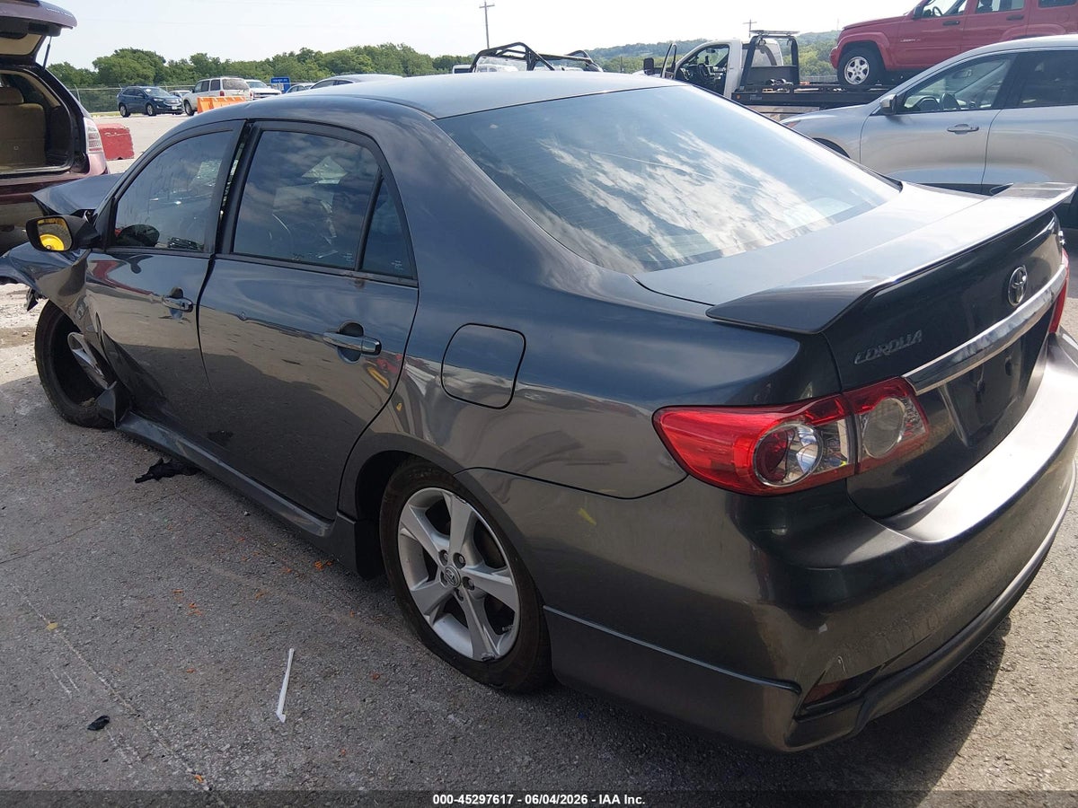 2013 TOYOTA COROLLA S — снимка 3