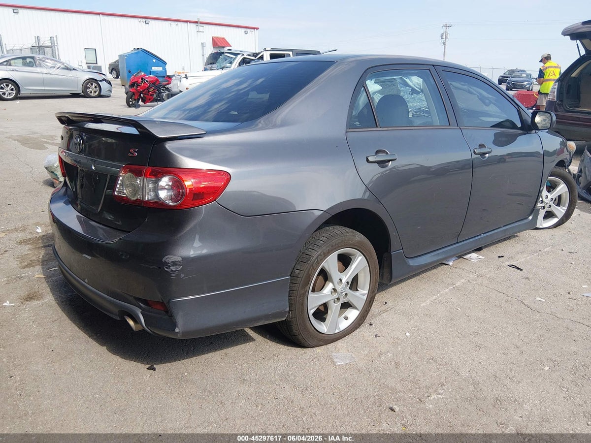 2013 TOYOTA COROLLA S — снимка 4