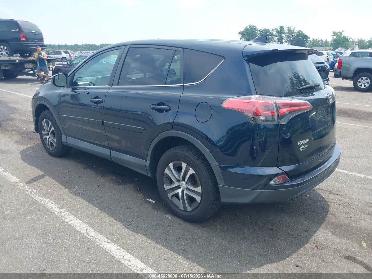 2018 TOYOTA RAV4 LE — снимка 3