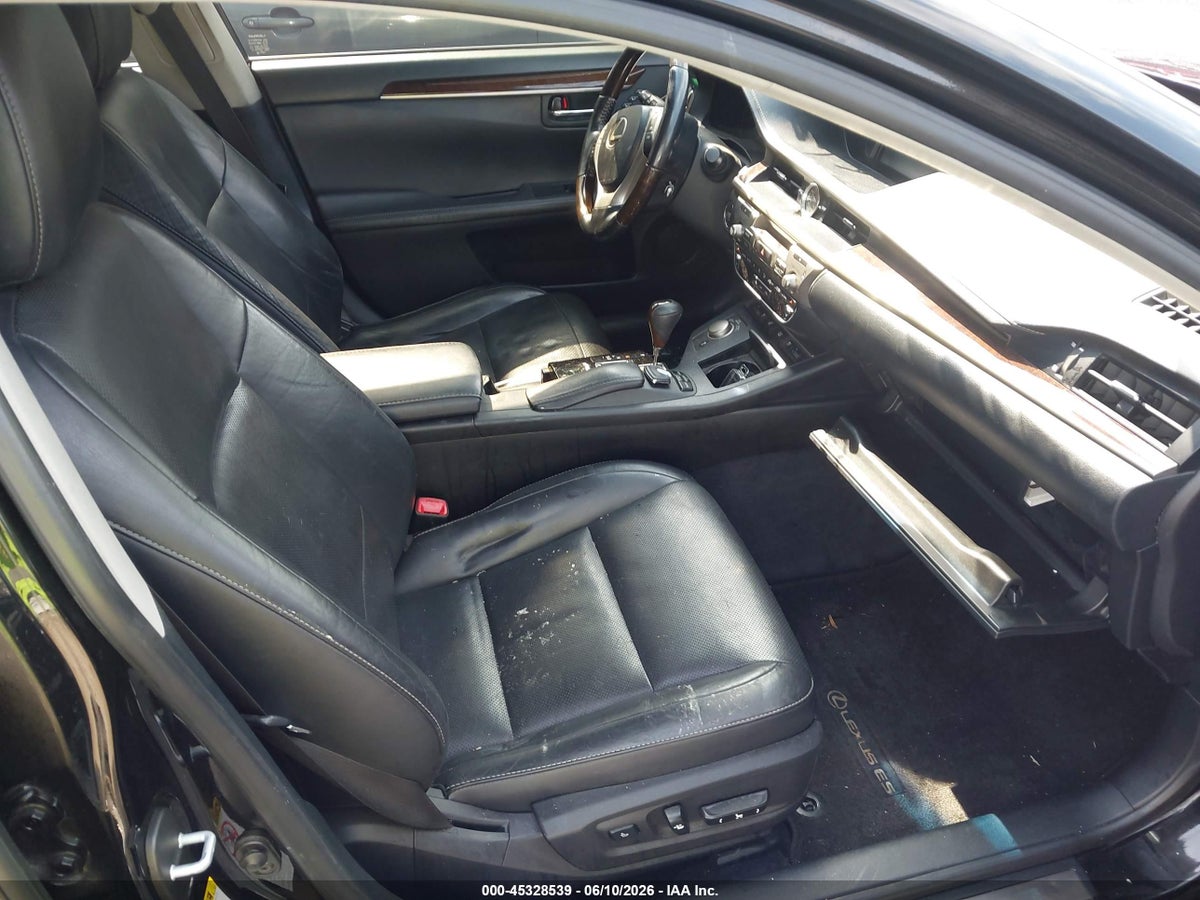 2015 LEXUS ES 350 — снимка 5