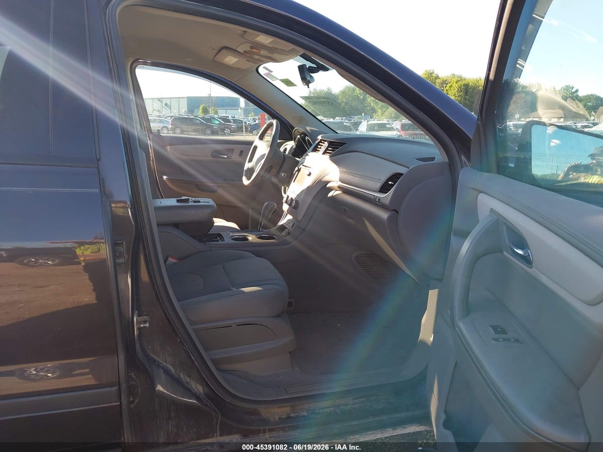 2017 CHEVROLET TRAVERSE LS — снимка 5