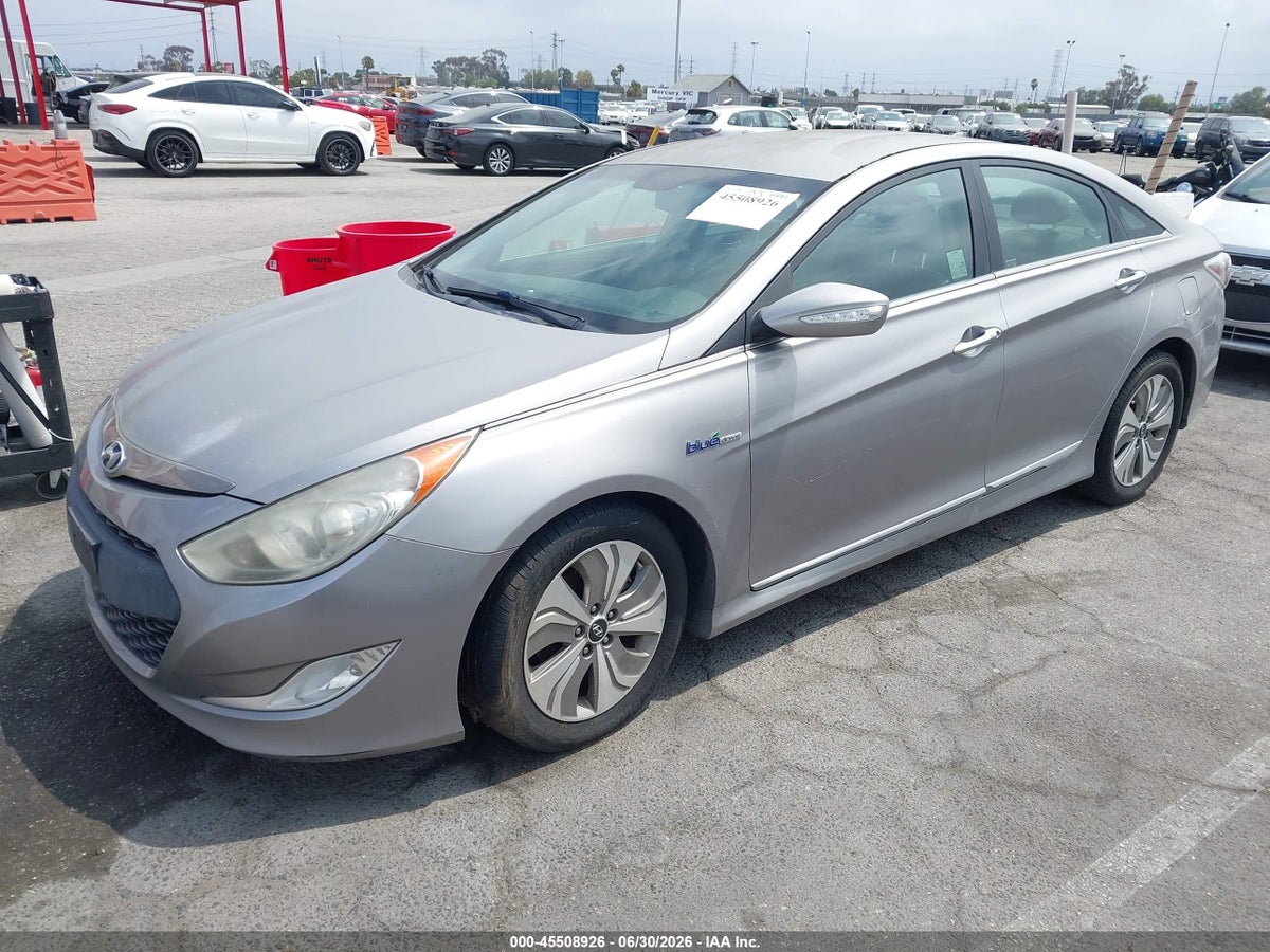 2013 HYUNDAI SONATA HYBRID LIMITED — снимка 2