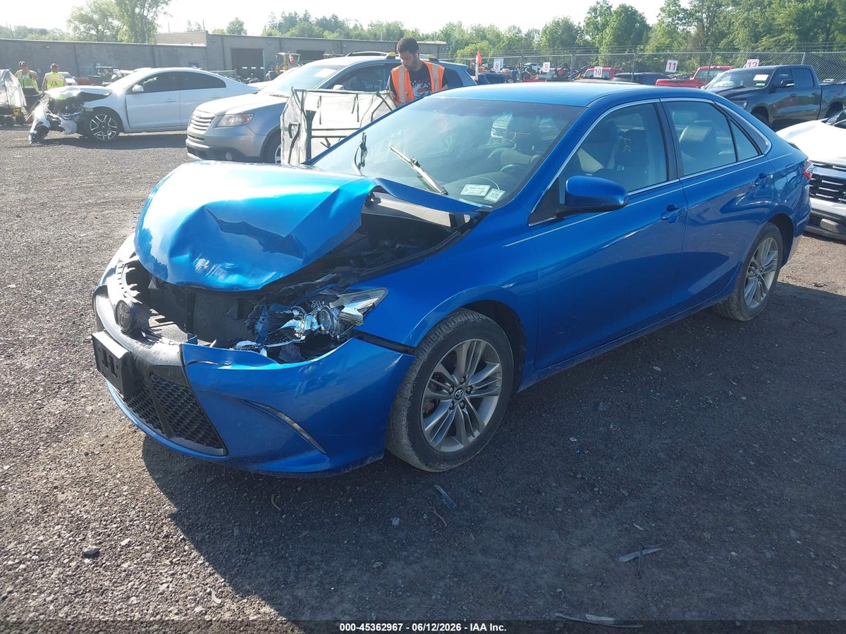 2017 TOYOTA CAMRY SE — снимка 2