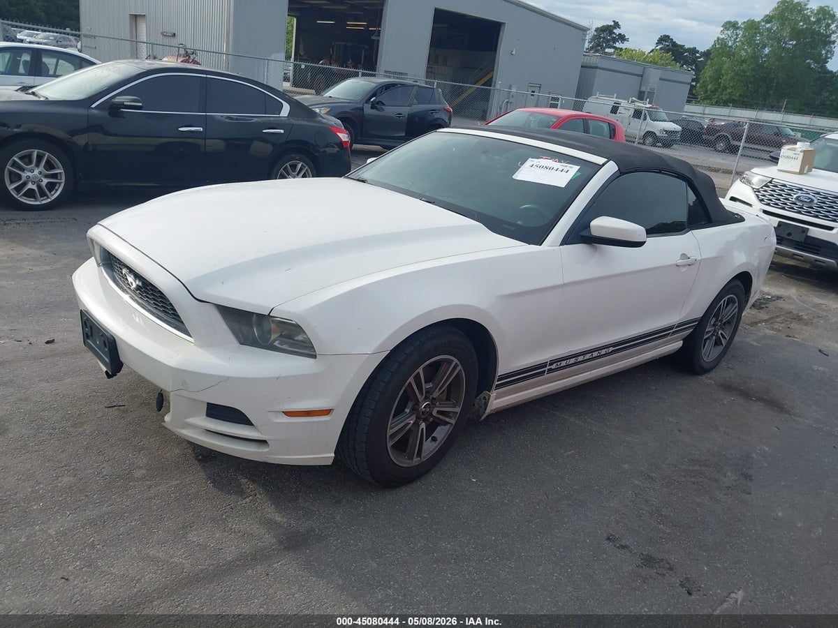 2013 FORD MUSTANG V6 PREMIUM — снимка 2