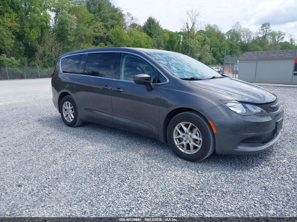 2022 CHRYSLER VOYAGER LX