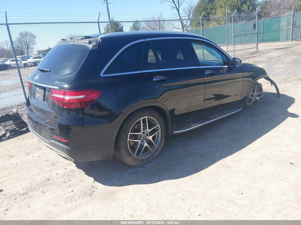 2019 MERCEDES-BENZ GLC 300 4MATIC — снимка 4