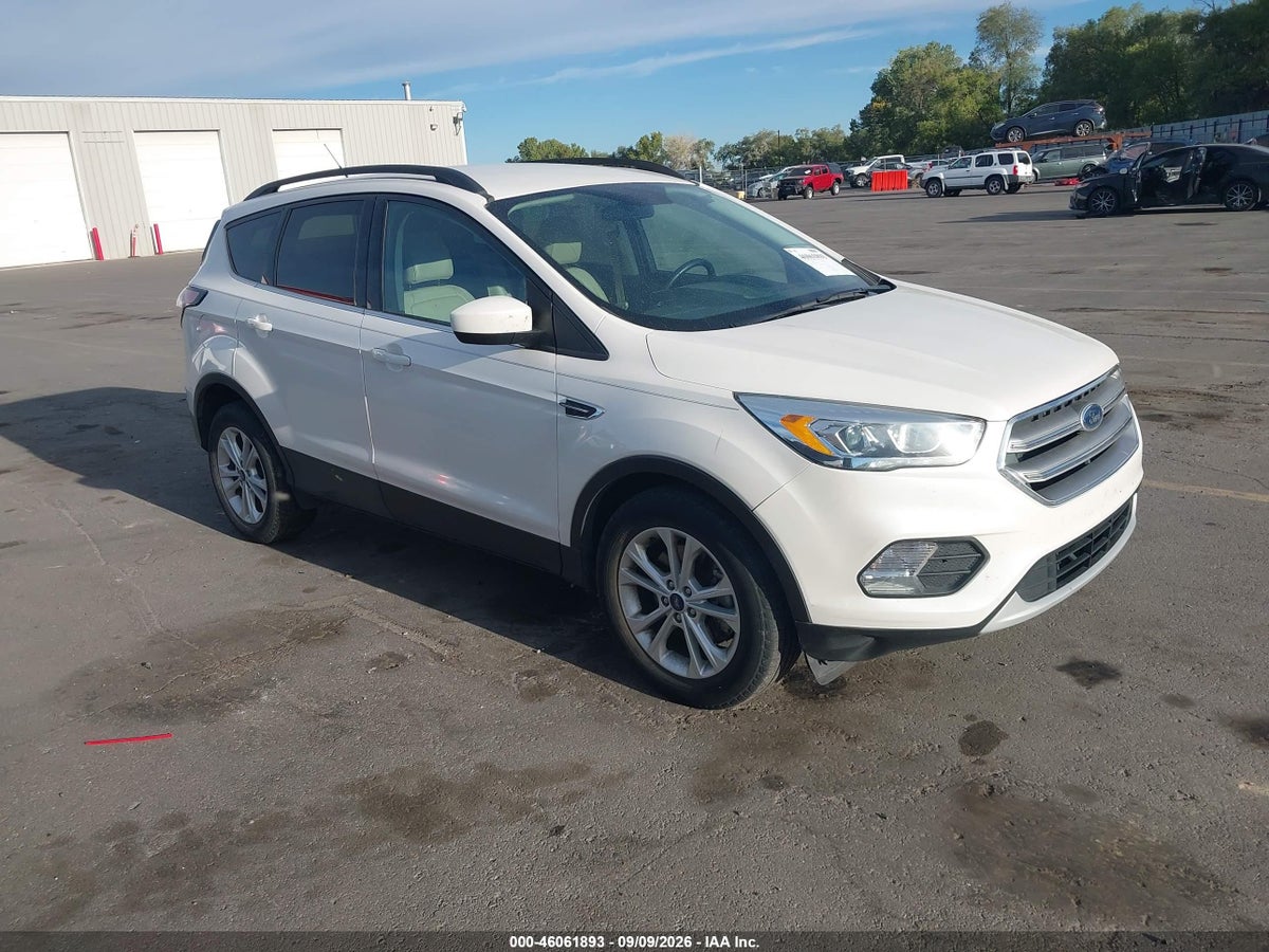 2017 FORD ESCAPE SE