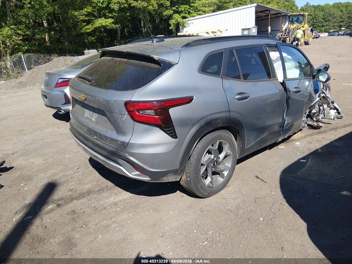 2025 CHEVROLET TRAX FWD LT — снимка 4