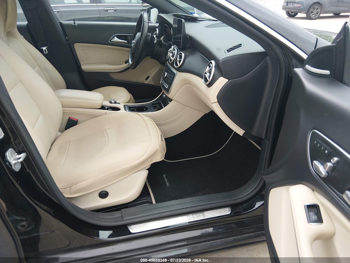 2017 MERCEDES-BENZ CLA 250 — снимка 5