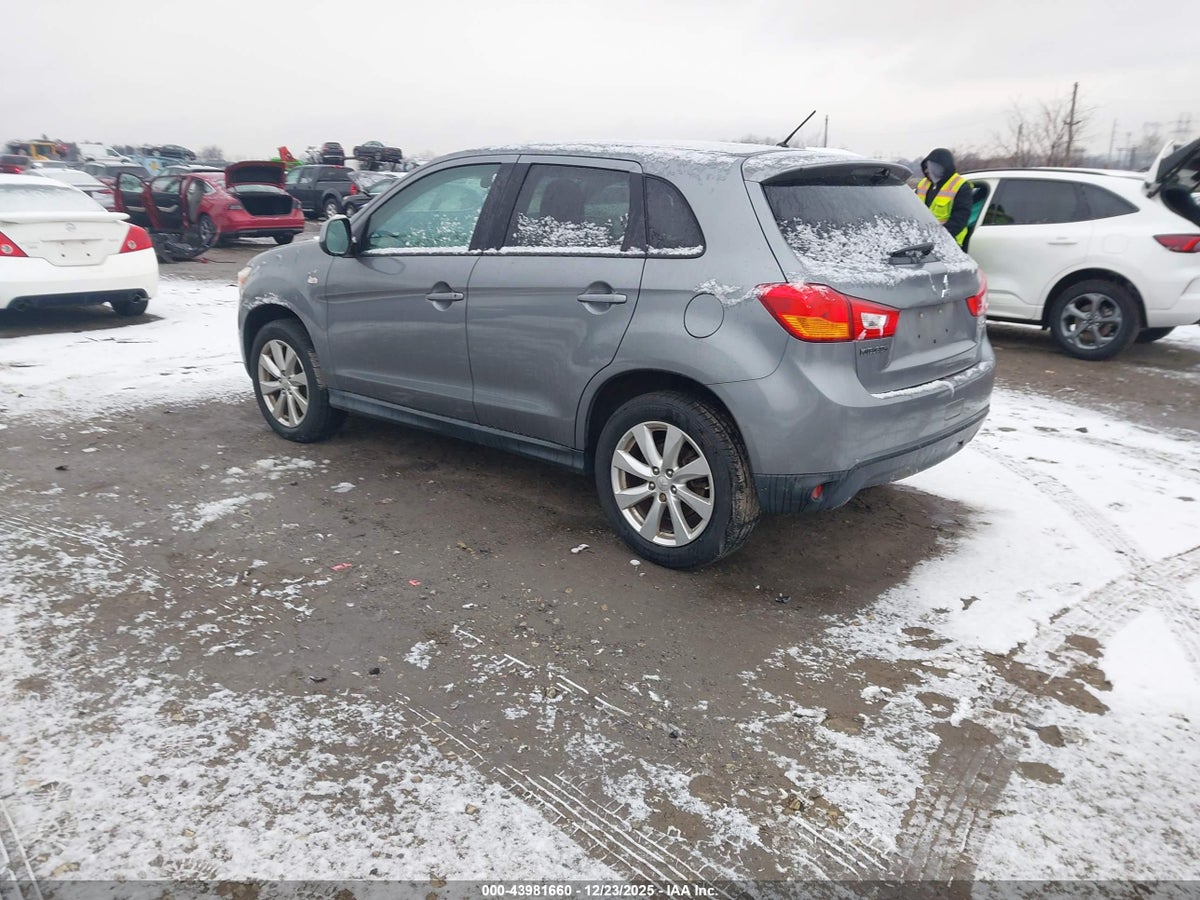 2015 MITSUBISHI OUTLANDER SPORT ES — снимка 3