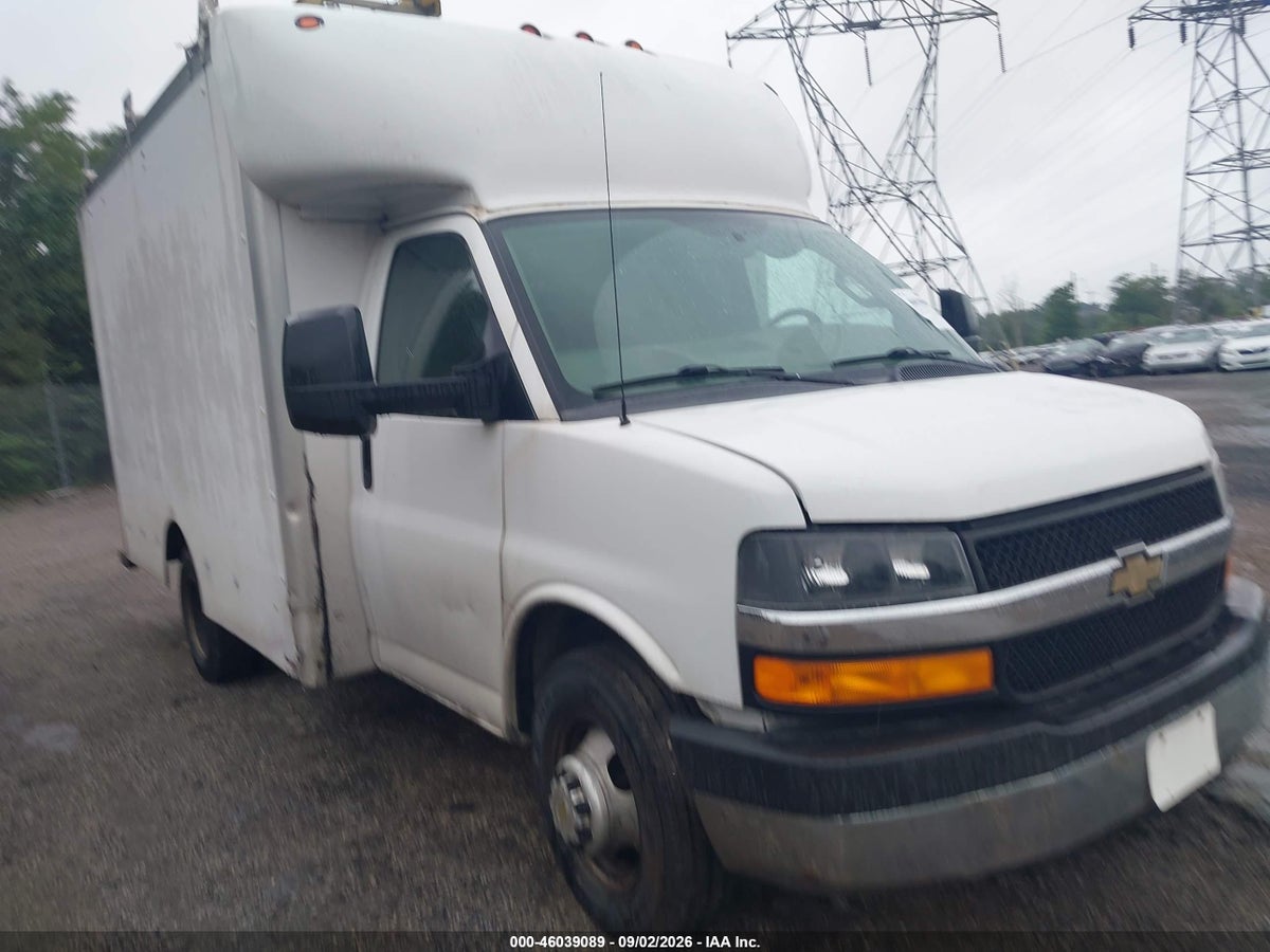 2017 CHEVROLET EXPRESS CUTAWAY WORK VAN