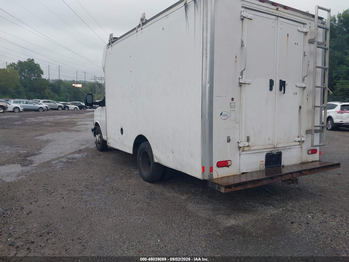 2017 CHEVROLET EXPRESS CUTAWAY WORK VAN — photo 3