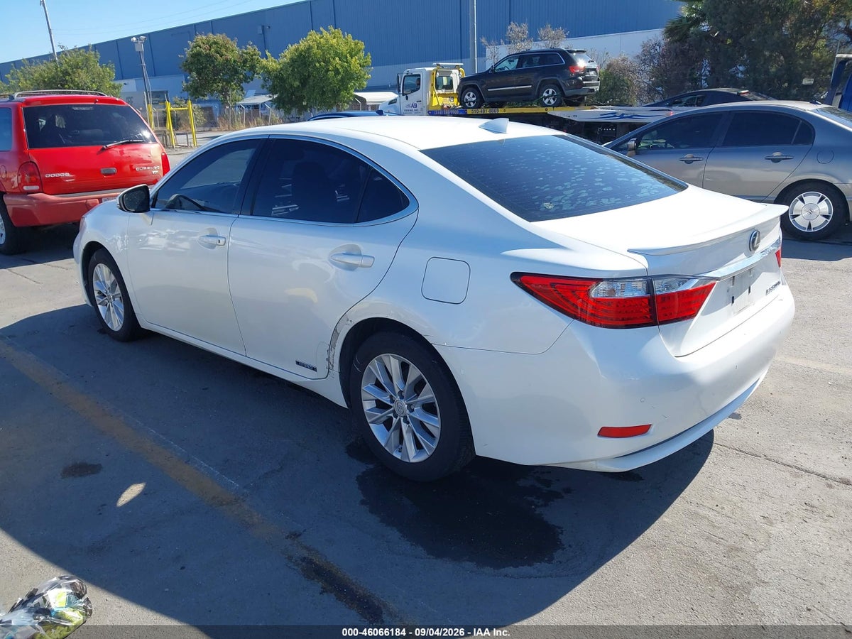 2015 LEXUS ES 300H — снимка 3