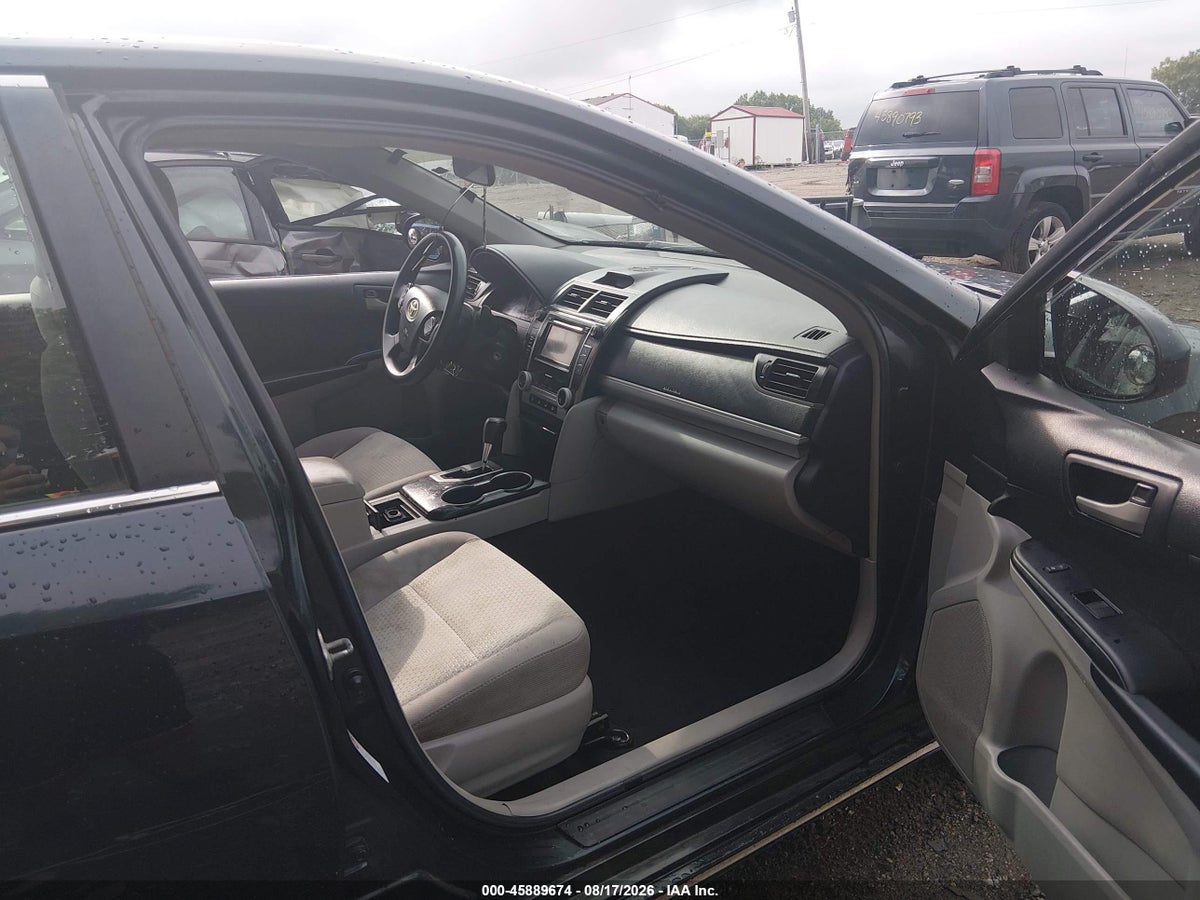 2012 TOYOTA CAMRY LE — снимка 5