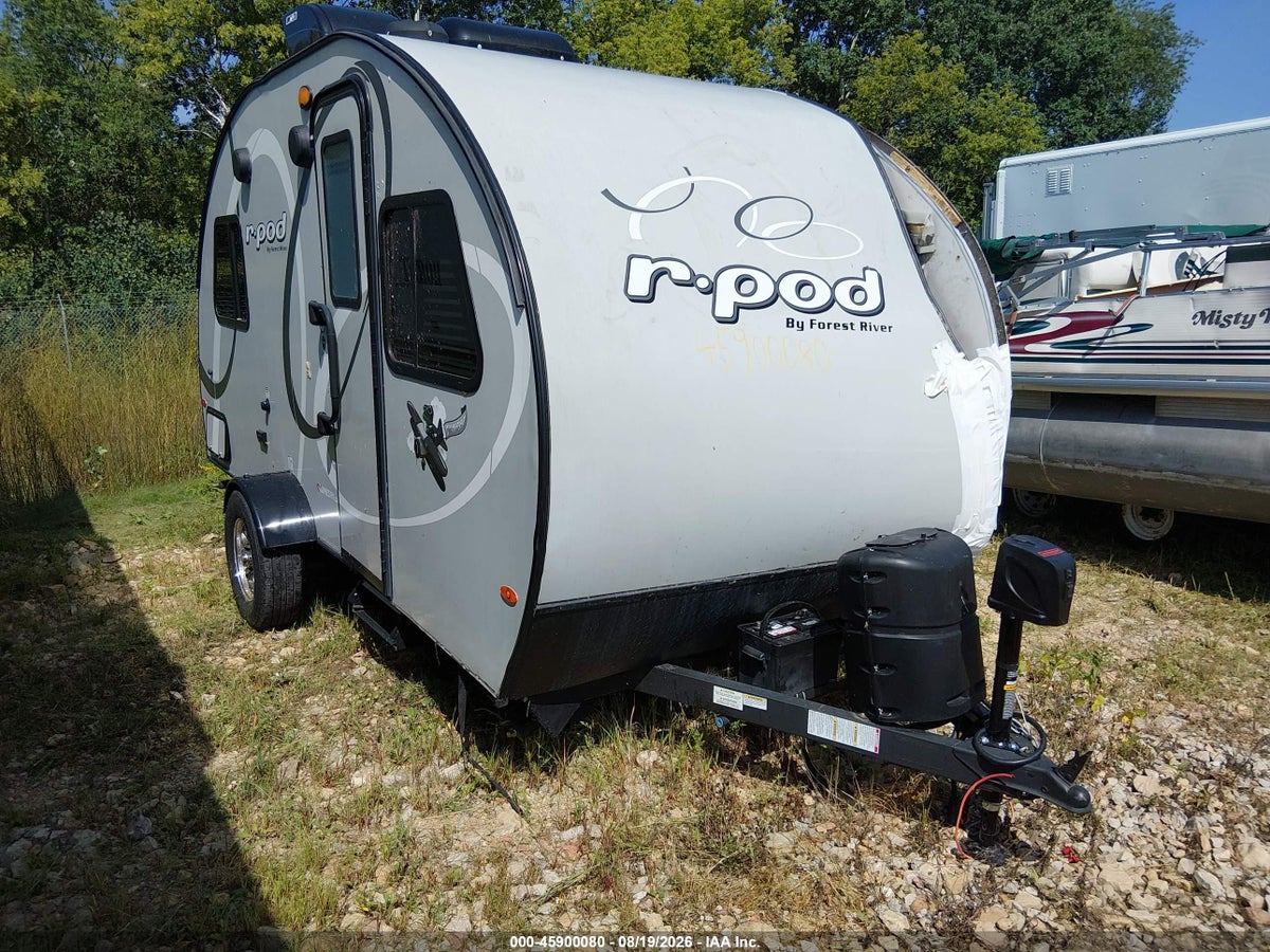 2020 COLEMAN R-POD TRAVEL TRAILER