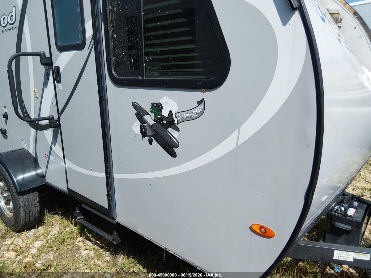 2020 COLEMAN R-POD TRAVEL TRAILER — photo 5